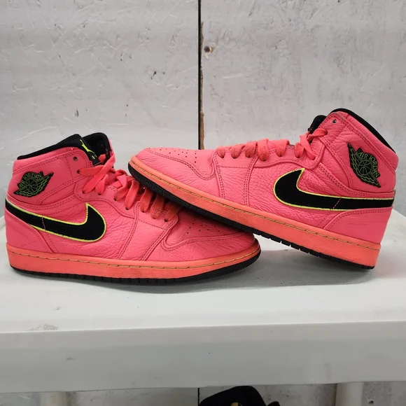 Nike 2019 AIR JORDAN 1 HIGH PREMIUM PUNCH display picture 1